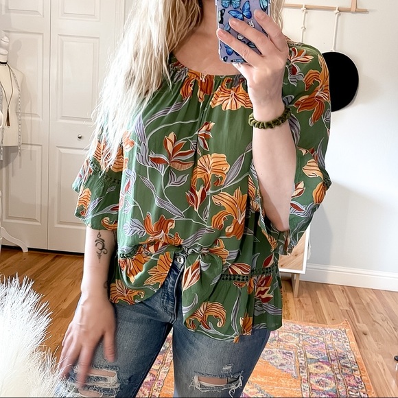 FEVER | Green Woven Ruffled Pleated Bell-Sleeve Dotted Floral Scoop Neck… - Picture 1 of 7